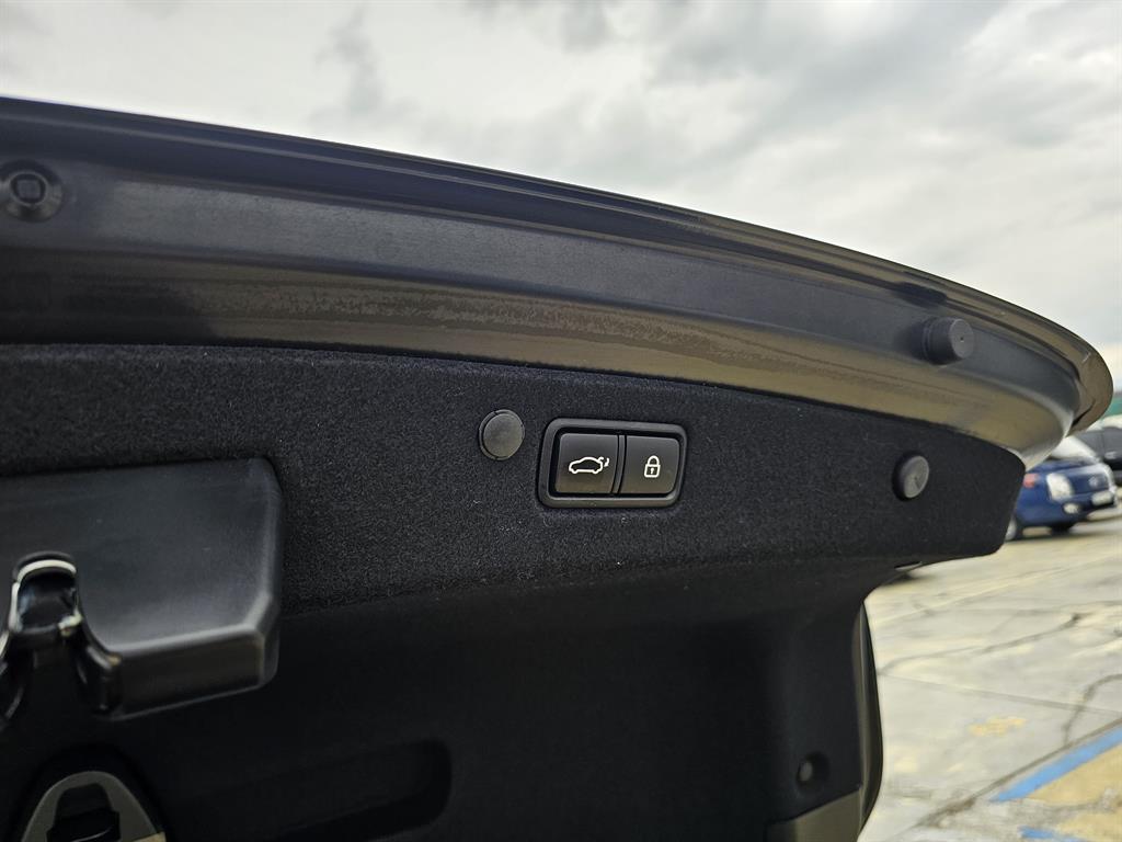 HYUNDAI Grandeur 2022 Negro - Importación desde Corea - HF Imports Iquique - Foto 18