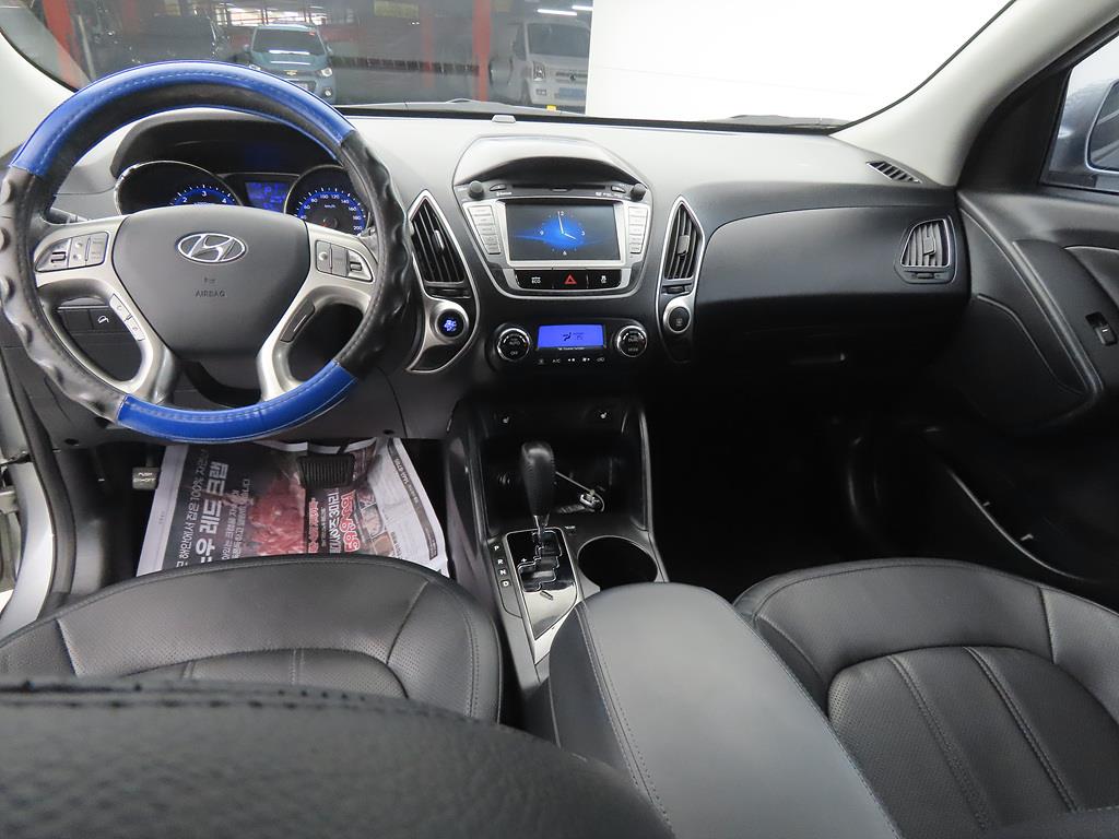 HYUNDAI Tucson - Vista 7