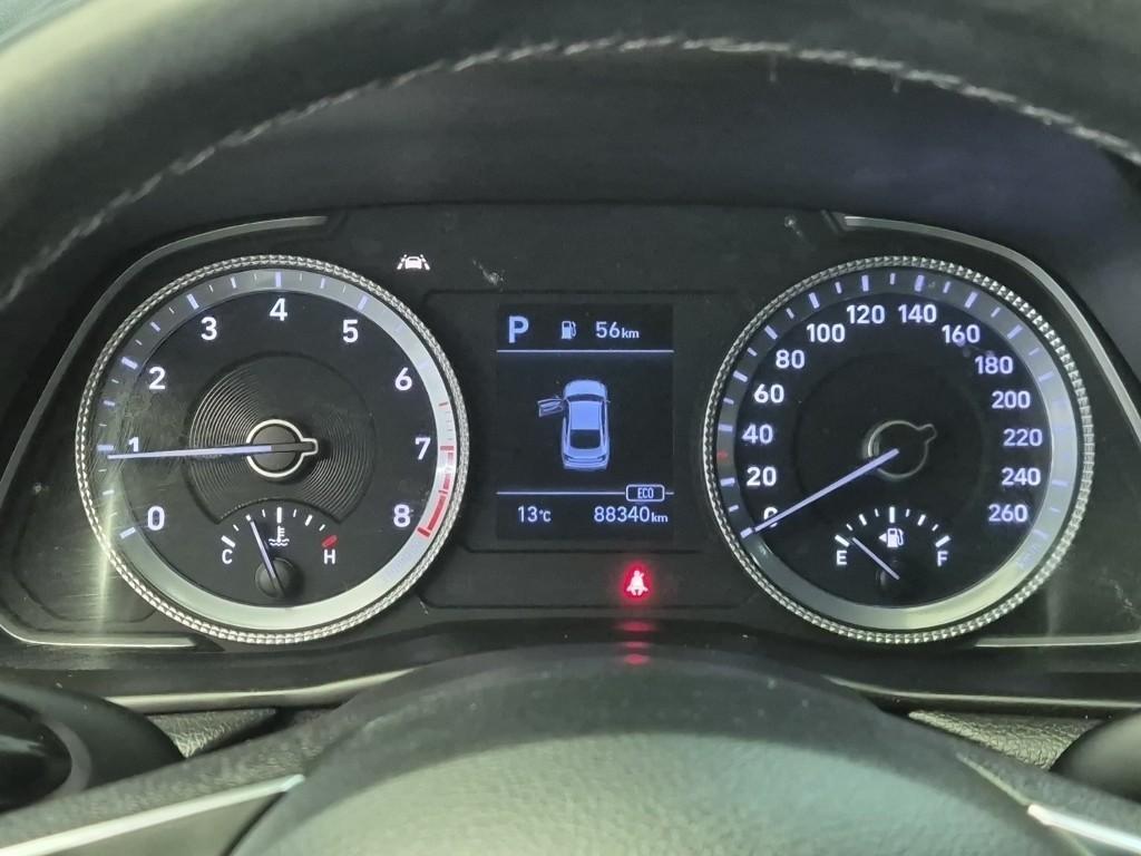 HYUNDAI Sonata - Vista 6