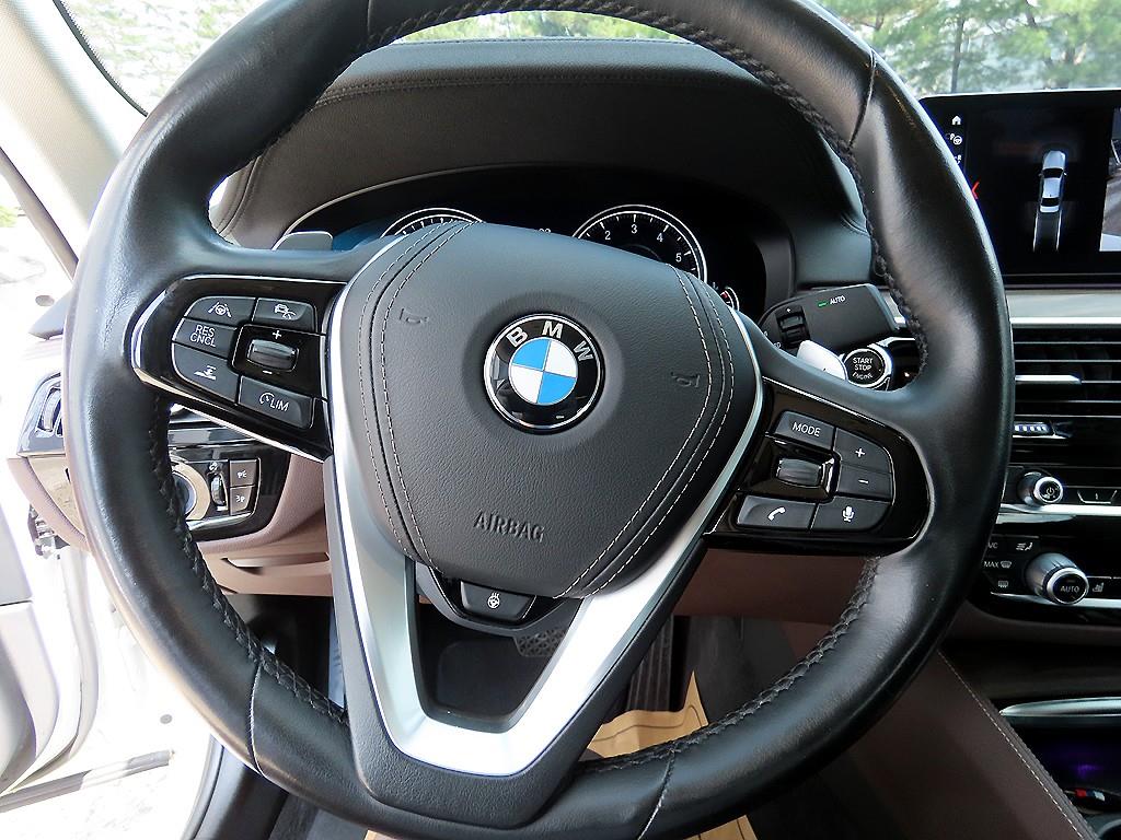 BMW 5 Series - Vista 8