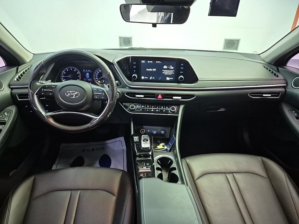 HYUNDAI Sonata - Vista 7