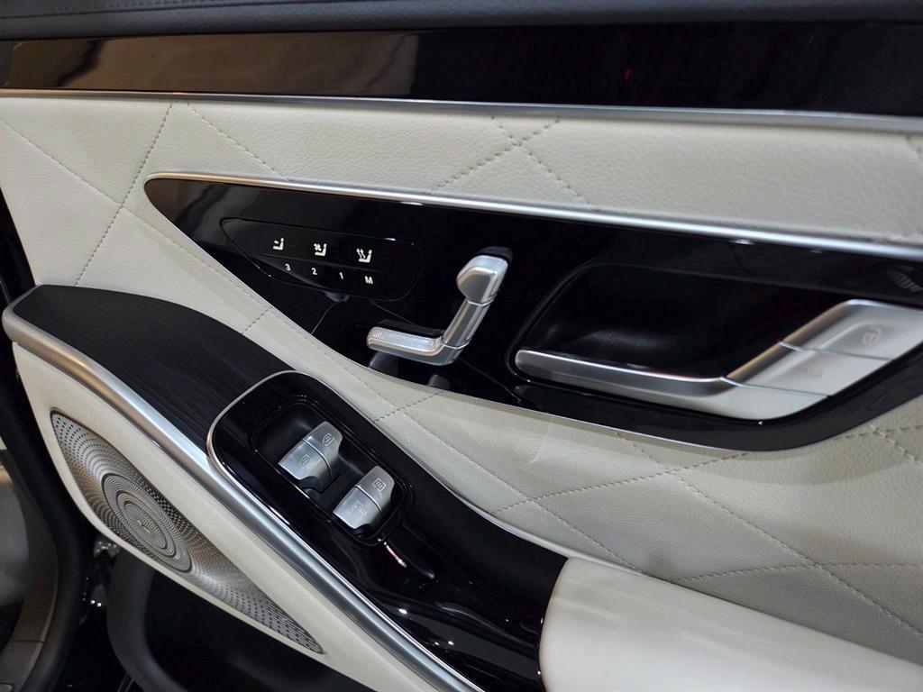 Mercedes Benz S Class 2023 Negro - Importación desde Corea - HF Imports Iquique - Foto 16