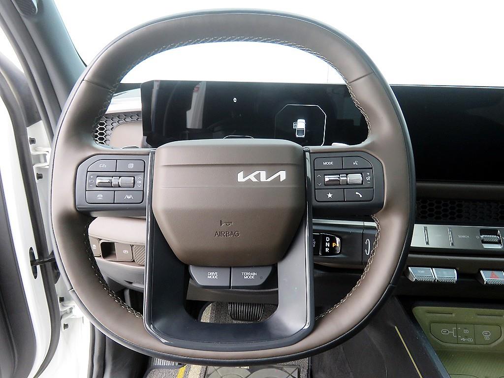 KIA Tasman - Vista 10
