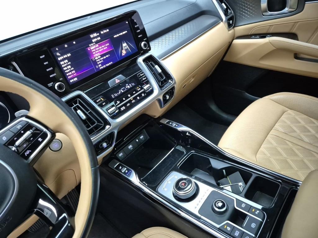 KIA Sorento - Vista 11