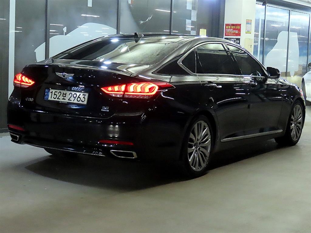 Genesis G80 - Vista 4