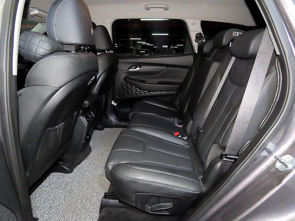 HYUNDAI Santa Fe - Vista 7