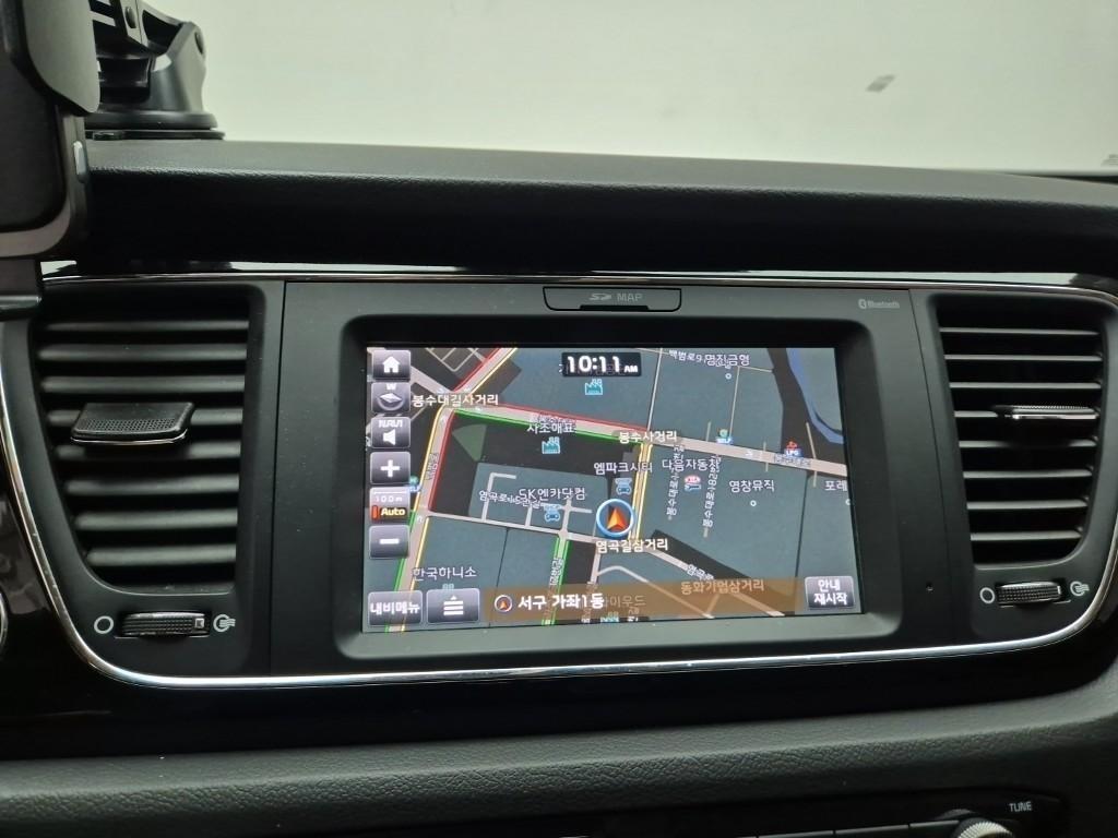 KIA Carnival 2018 Blanco - Importación desde Corea - HF Imports Iquique - Foto 13