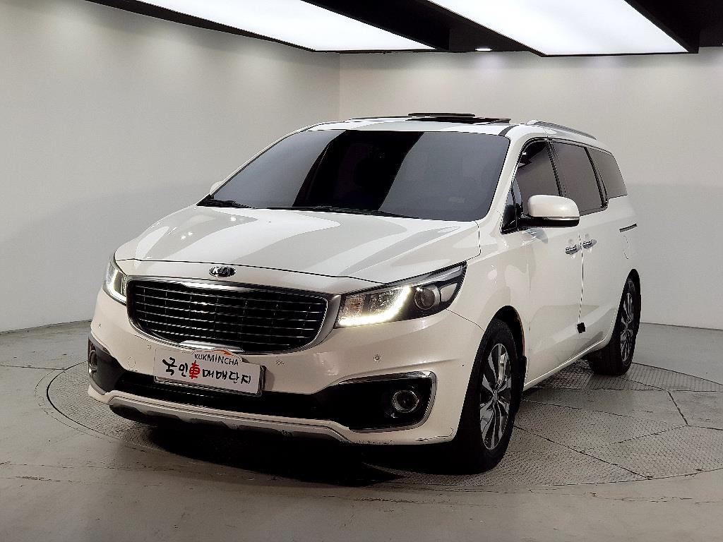 KIA Carnival 2017 Blanco - Importación desde Corea - HF Imports Iquique - Foto 1