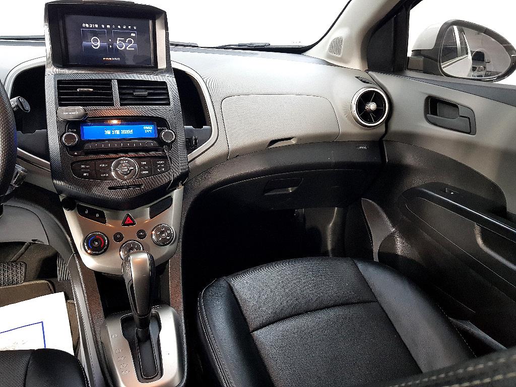 Chevrolet Abeo - Vista 10