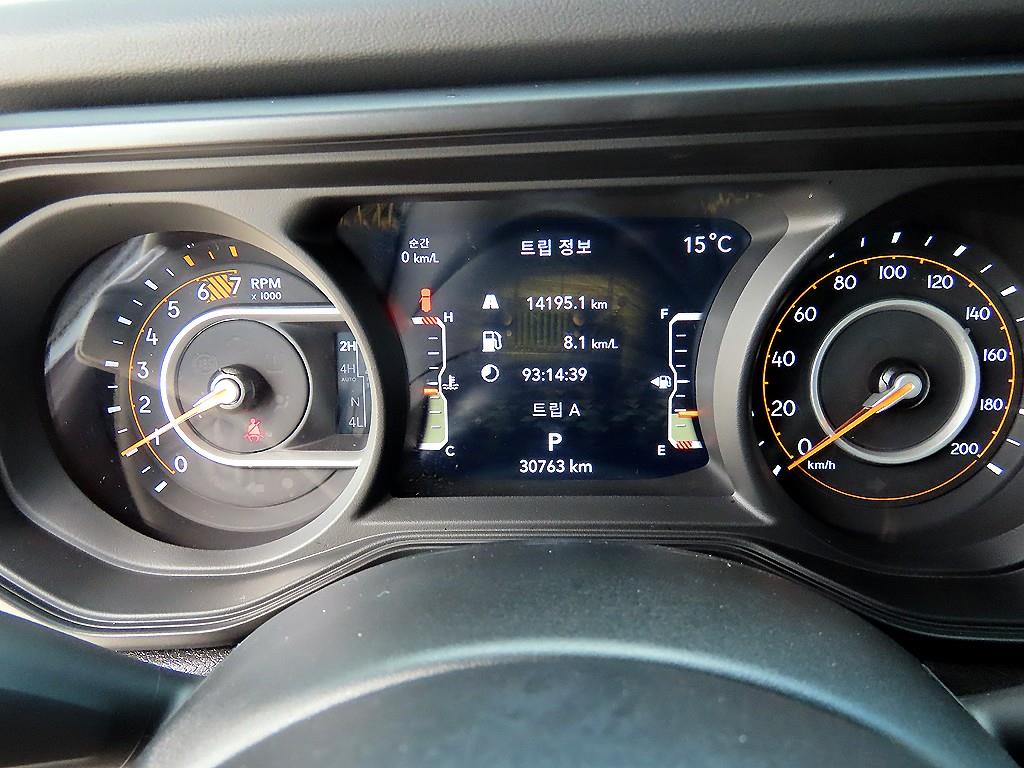 Jeep Wrangler - Vista 9