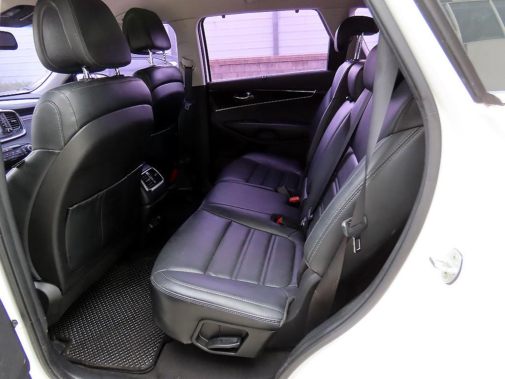 KIA Sorento - Vista 6