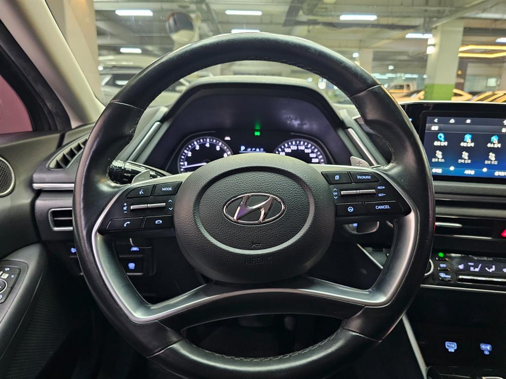 HYUNDAI Sonata - Vista 8