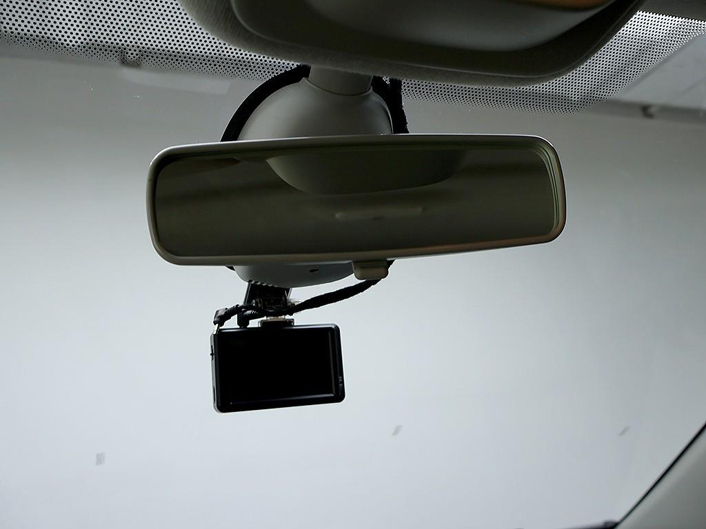 SAMSUNG QM3 2016 Blanco - Importación desde Corea - HF Imports Iquique - Foto 13