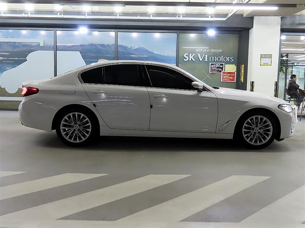 BMW 5 Series - Vista 3