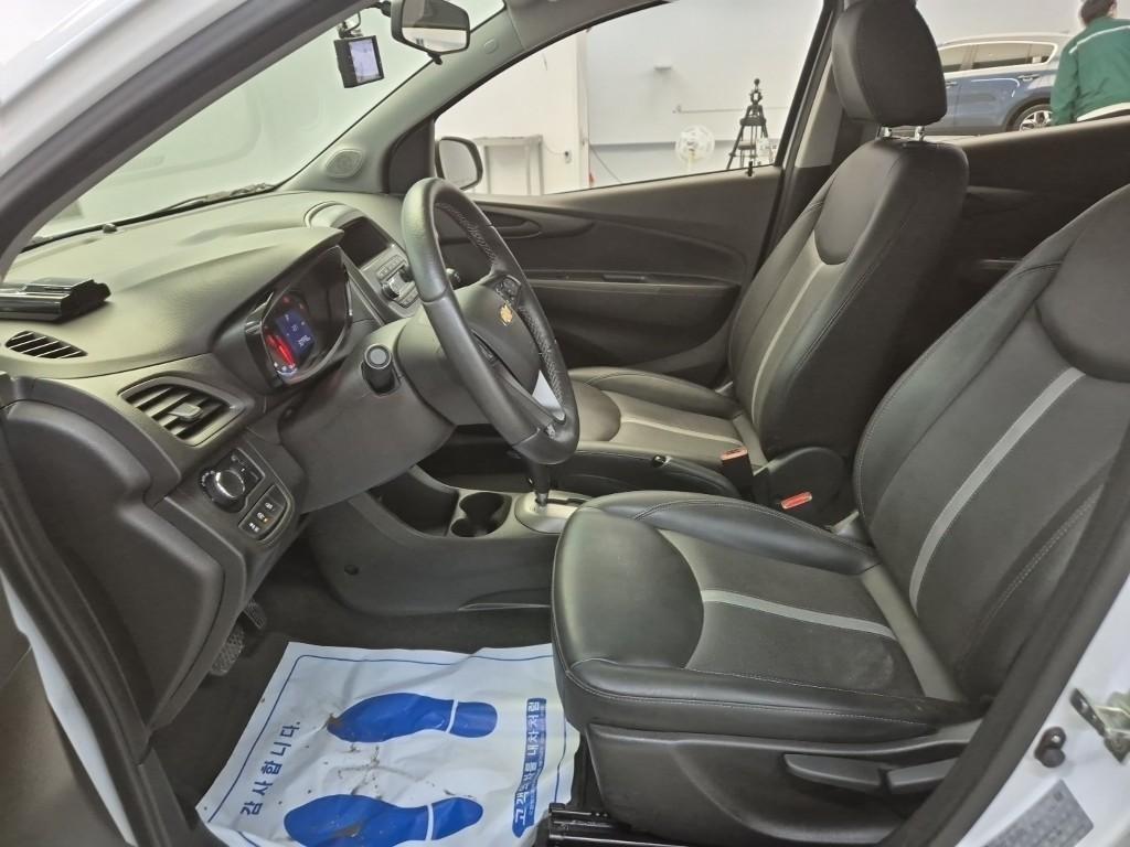 Chevrolet Spark - Vista 11