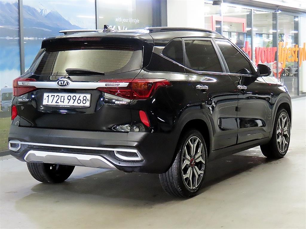 KIA Seltos - Vista 4