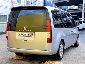 HYUNDAI Staria - Vista 8