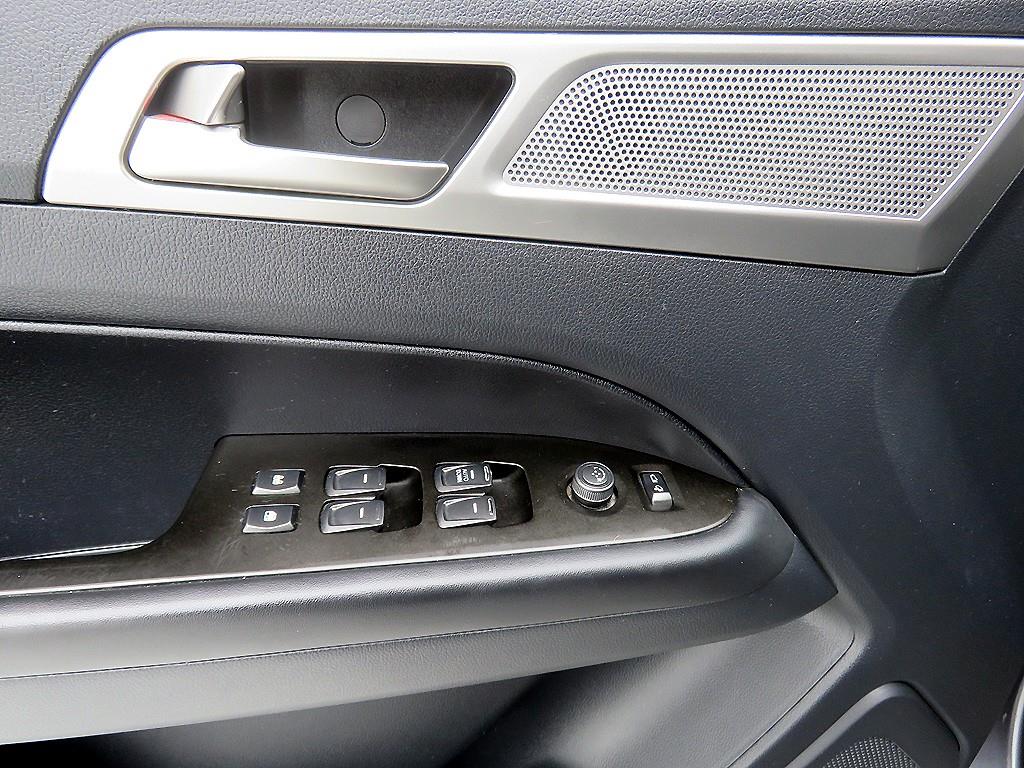 Ssangyong Rexton - Vista 9