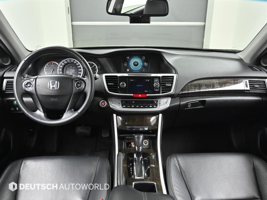 Honda Accord - Vista 6