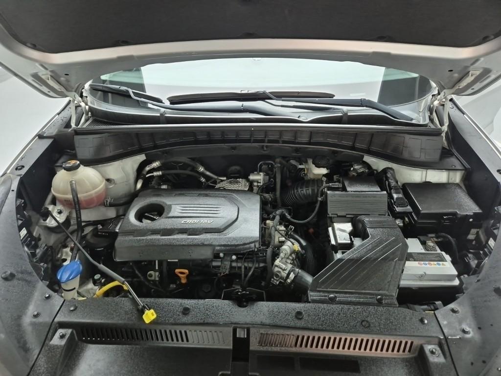 HYUNDAI Tucson - Vista 5