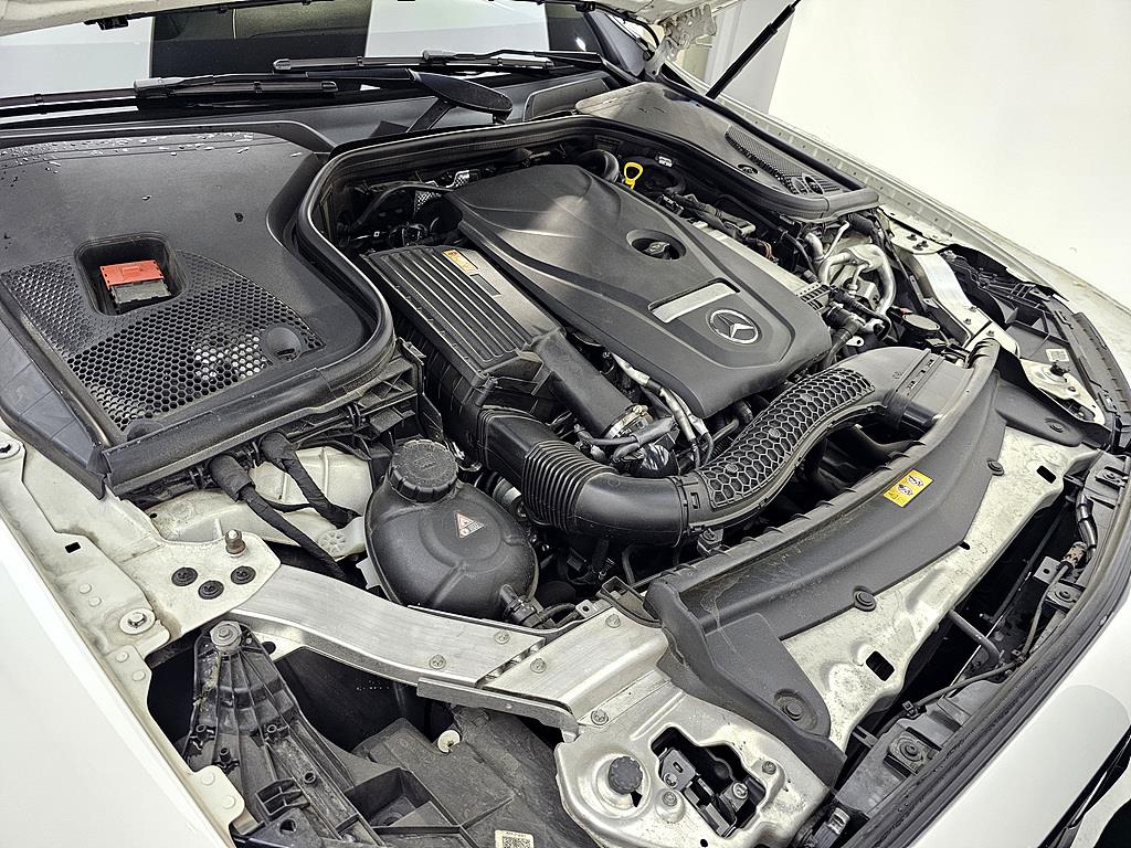 Mercedes Benz E class - Vista 6