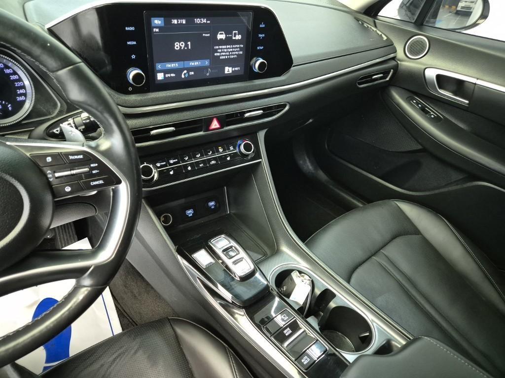 HYUNDAI Sonata - Vista 10