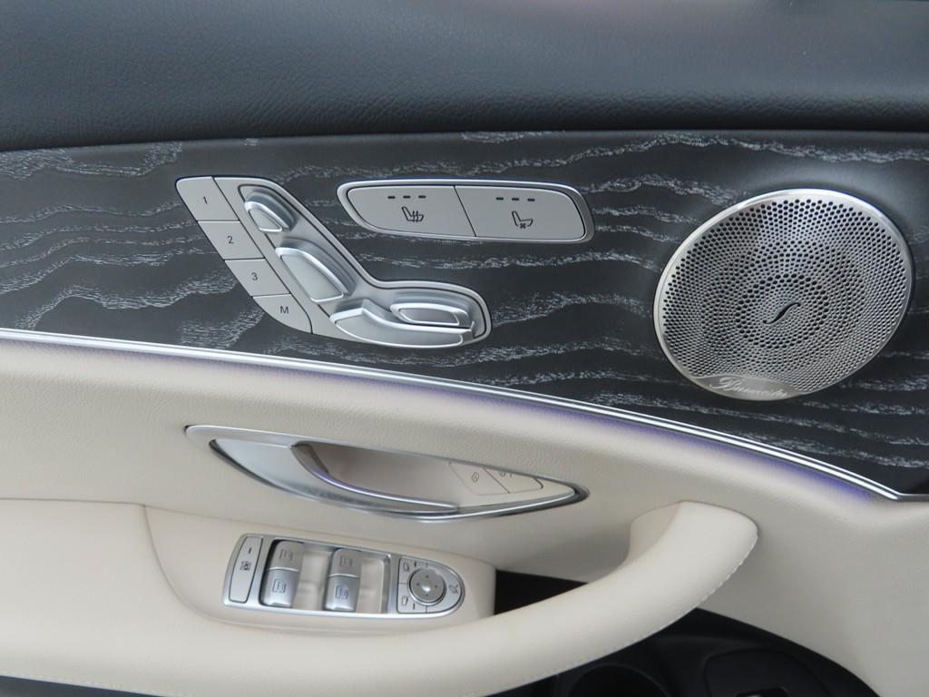 Mercedes Benz E class - Vista 9