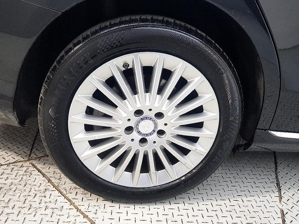 Mercedes Benz C Class 2017 Negro - Importación desde Corea - HF Imports Iquique - Foto 20