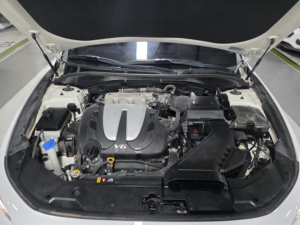 HYUNDAI Grandeur 2019 Blanco - Importación desde Corea - HF Imports Iquique - Foto 18