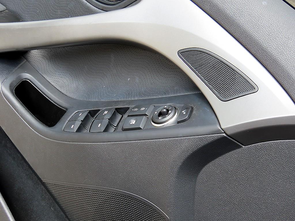 HYUNDAI Avante - Vista 11