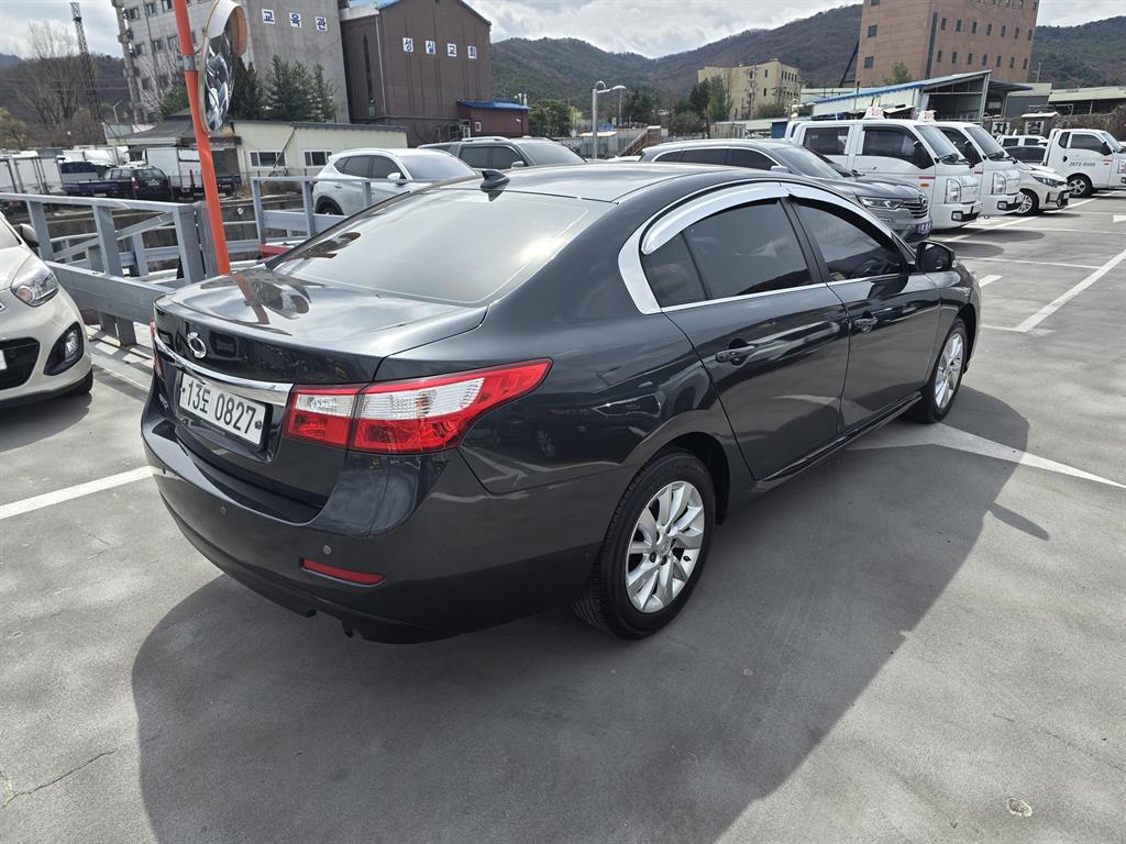 SAMSUNG SM5 - Vista 4