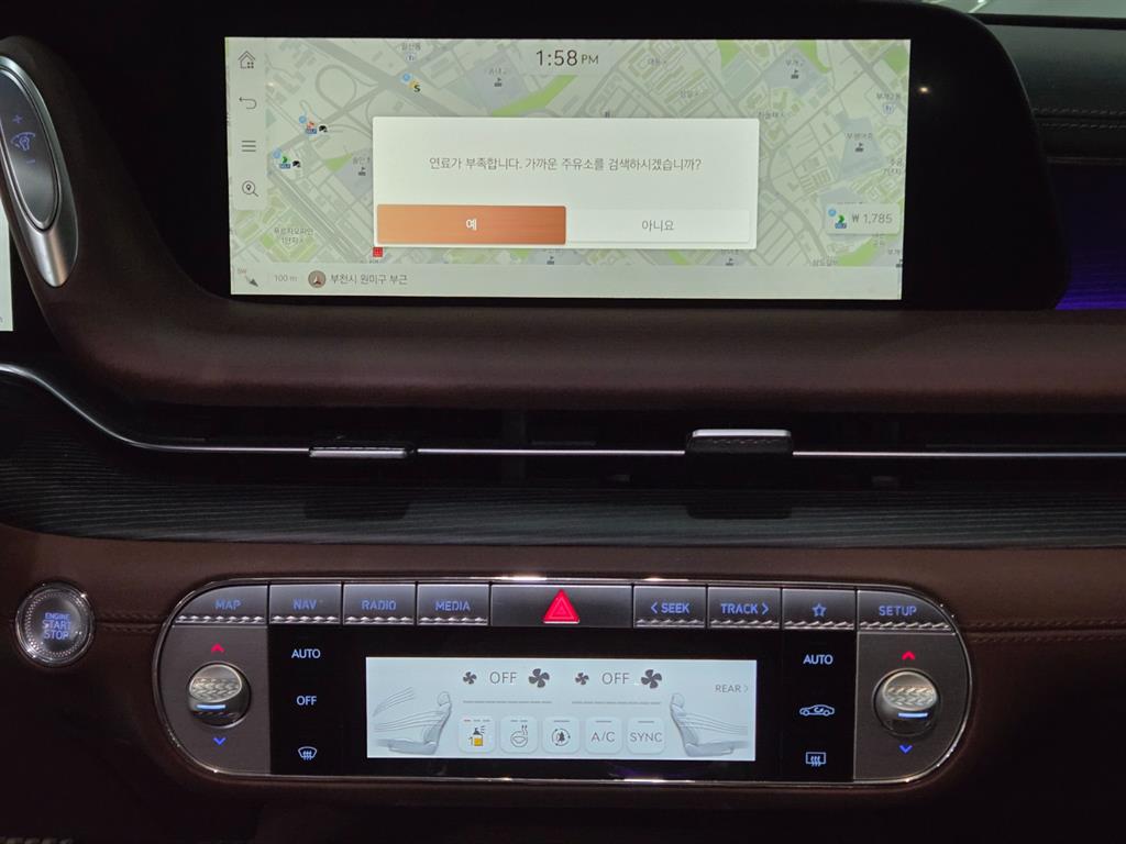 Genesis G90 - Vista 11