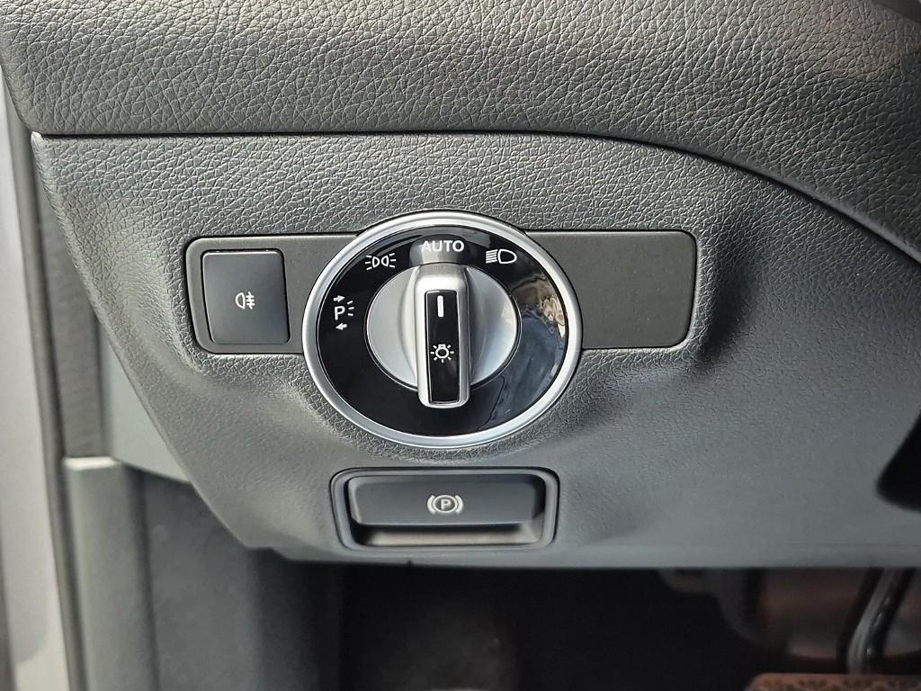 Mercedes Benz GLA Class 2015 Gris - Importación desde Corea - HF Imports Iquique - Foto 16