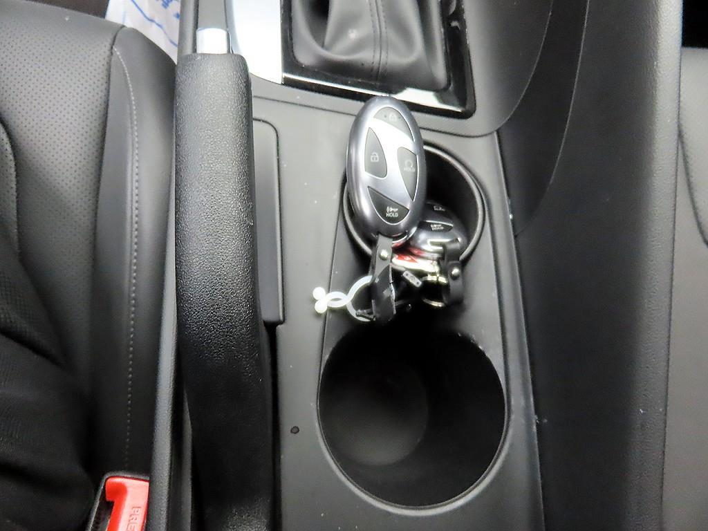 HYUNDAI Avante 2026 Blanco - Importación desde Corea - HF Imports Iquique - Foto 14