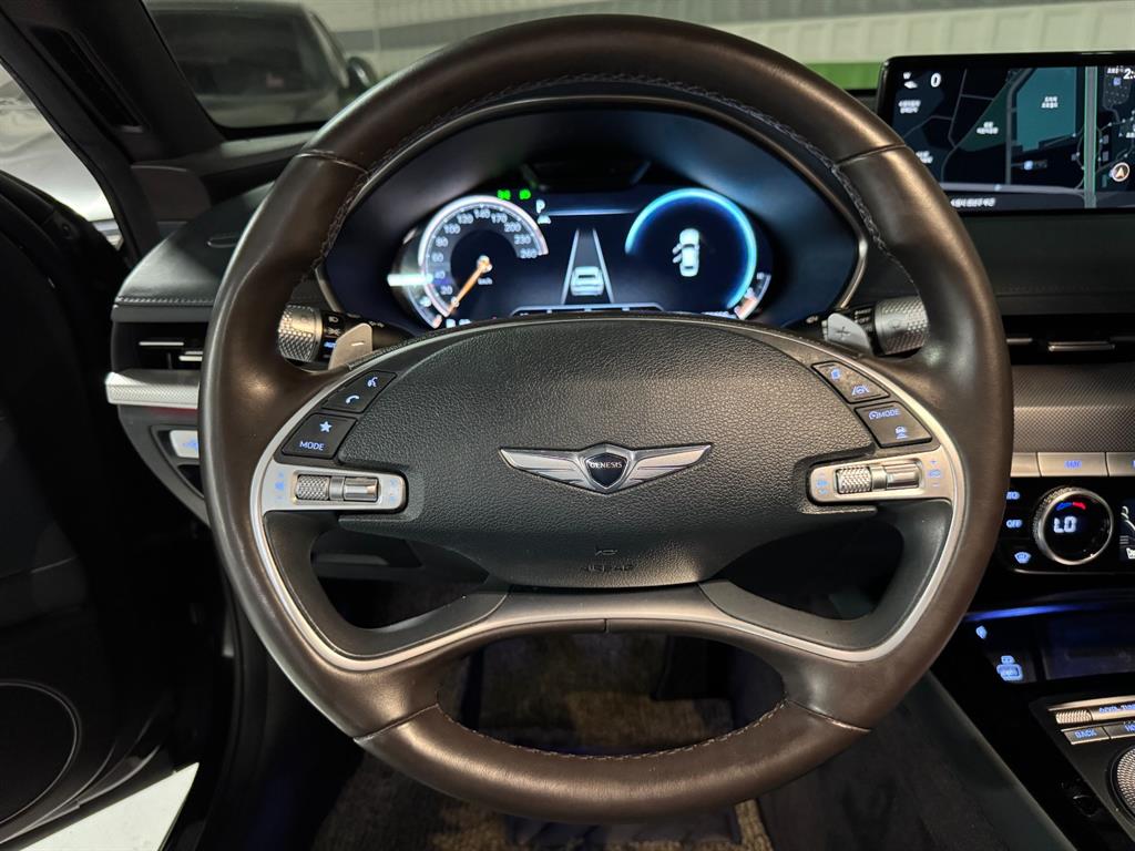 Genesis G80 - Vista 11