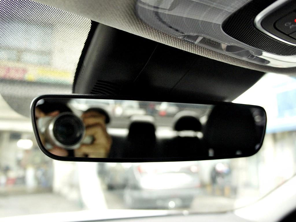 HYUNDAI Avante 2022 Blanco - Importación desde Corea - HF Imports Iquique - Foto 12