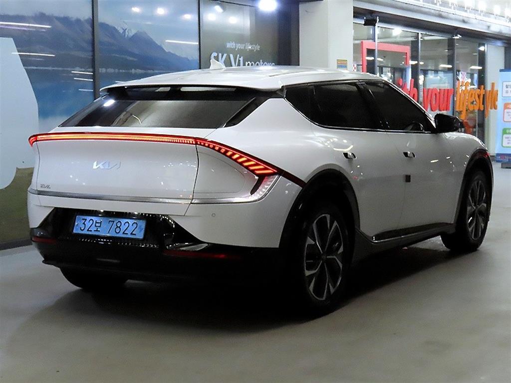 KIA EV6 - Vista 3