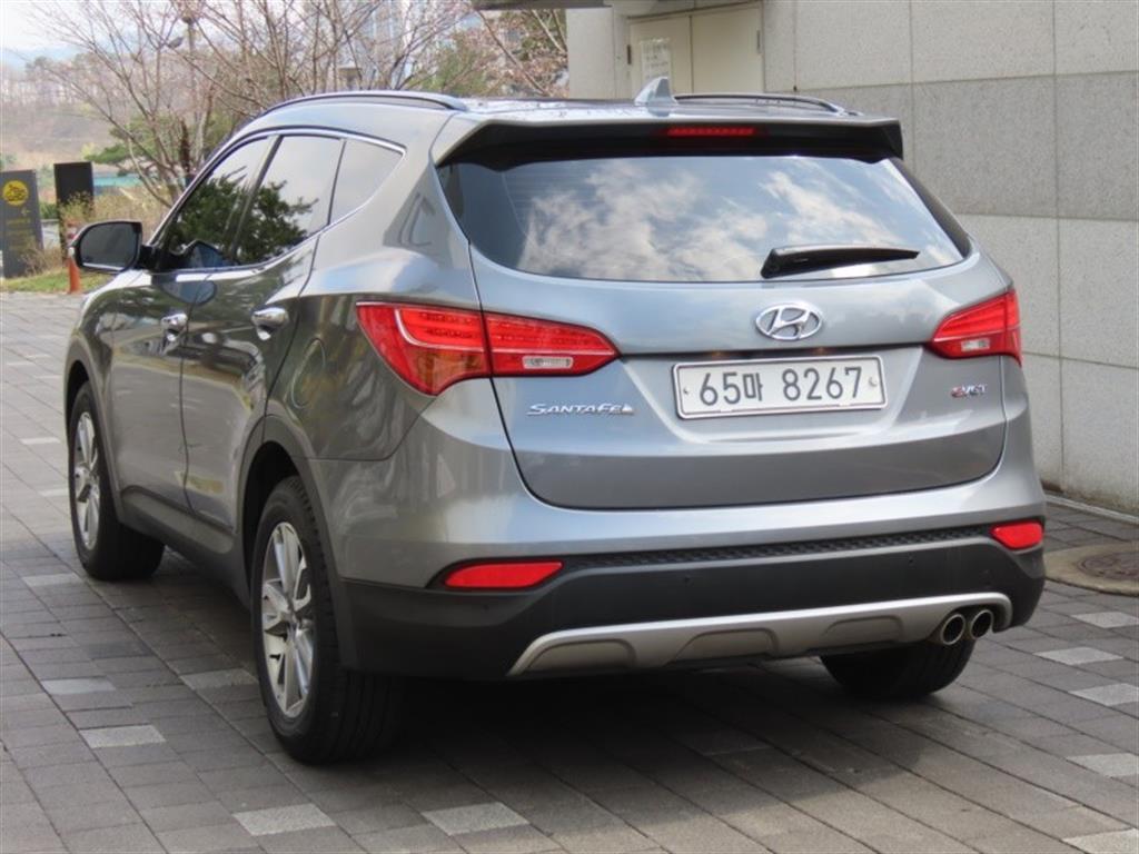 HYUNDAI Santa Fe - Vista 7