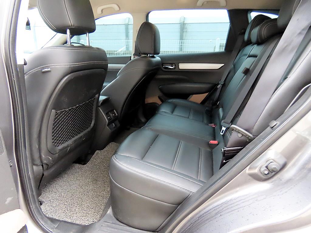 SAMSUNG QM6 - Vista 6