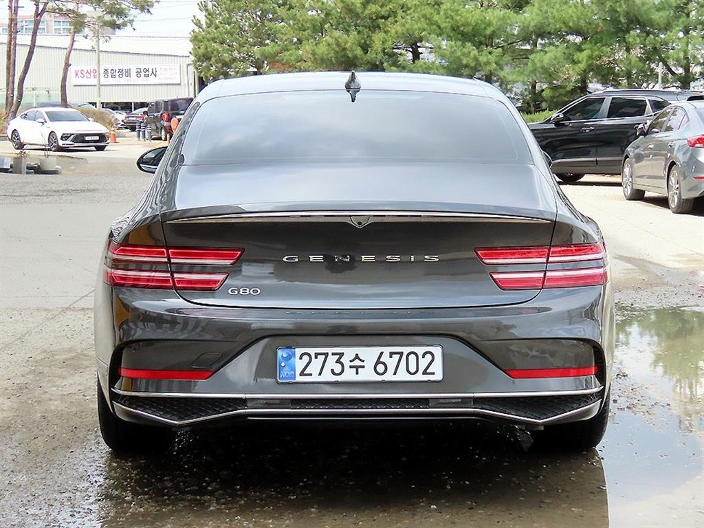 Genesis G80 - Vista 4