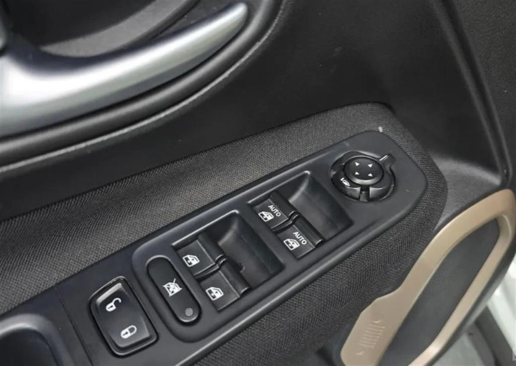 Jeep Renegade 2016 Blanco - Importación desde Corea - HF Imports Iquique - Foto 19