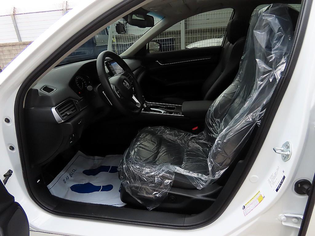 Honda Accord - Vista 5