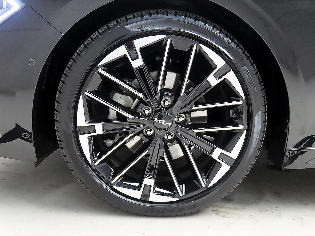 KIA K5 2024 Negro - Importación desde Corea - HF Imports Iquique - Foto 20