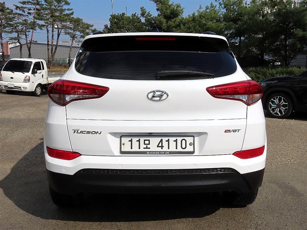 HYUNDAI Tucson - Vista 4