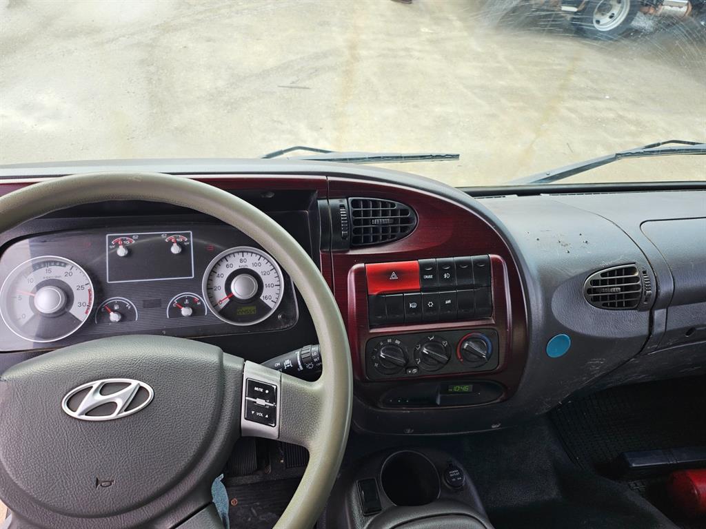 medium and large cargo Special 2012 Blanco - Importación desde Corea - HF Imports Iquique - Foto 16