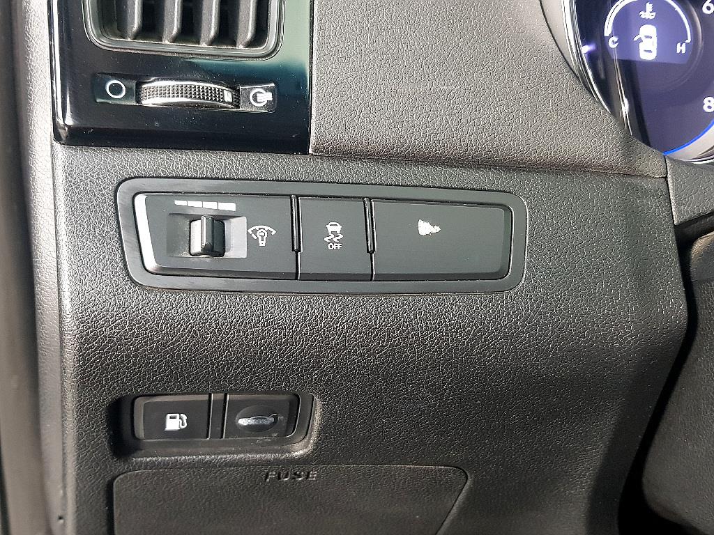 HYUNDAI Sonata - Vista 10