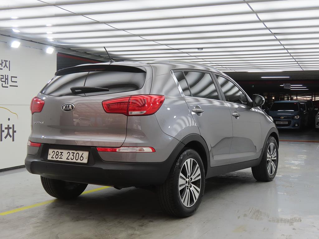 KIA Sportage - Vista 4