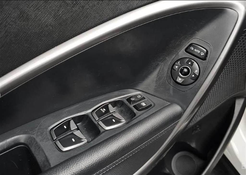 HYUNDAI Santa Fe 2012 Blanco - Importación desde Corea - HF Imports Iquique - Foto 14