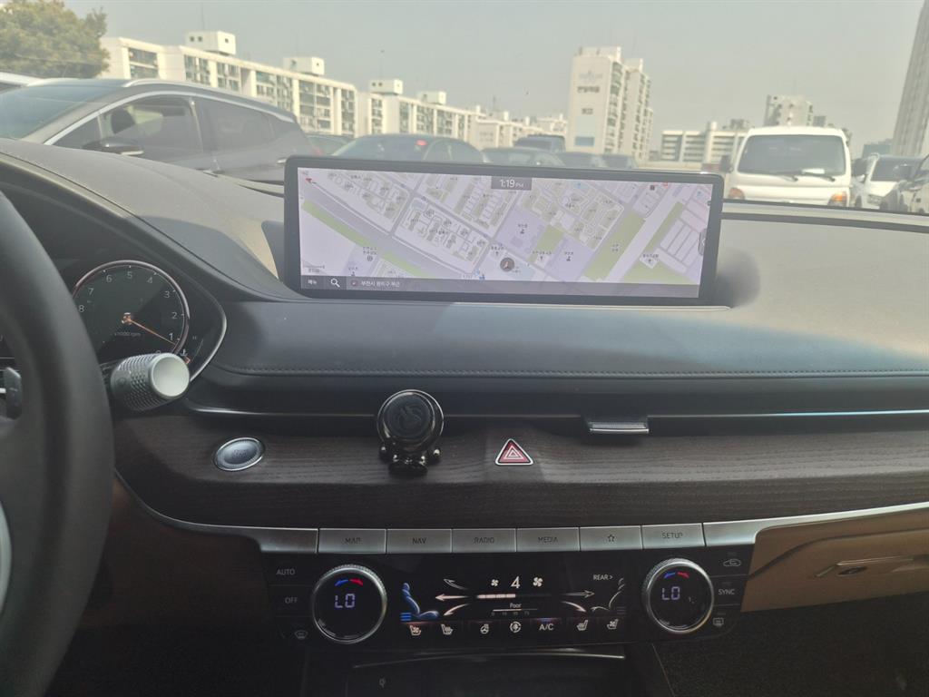 Genesis G80 - Vista 9