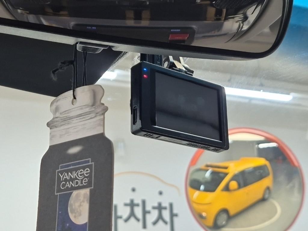 HYUNDAI Staria 2022 Amarillo - Importación desde Corea - HF Imports Iquique - Foto 17